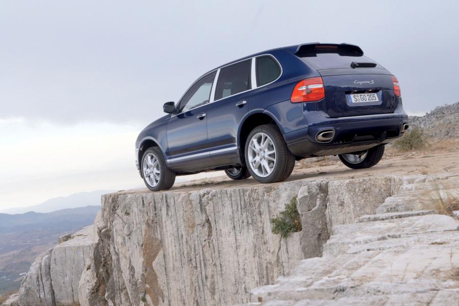  Porsche Cayenne S 2007 года  (фото 31 из 32)